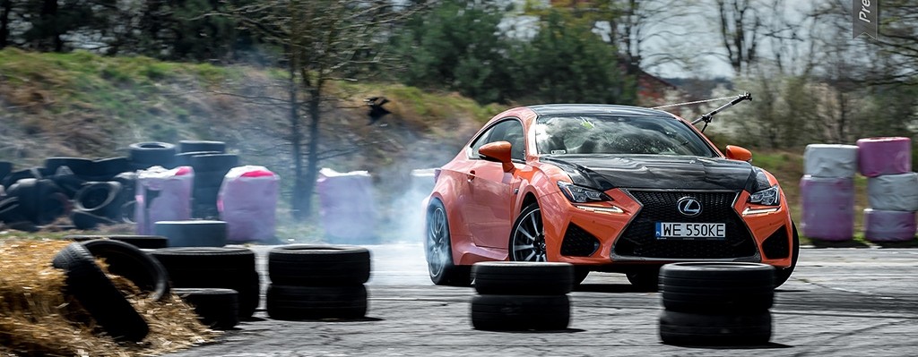 Lexus RC F gymkhana drift