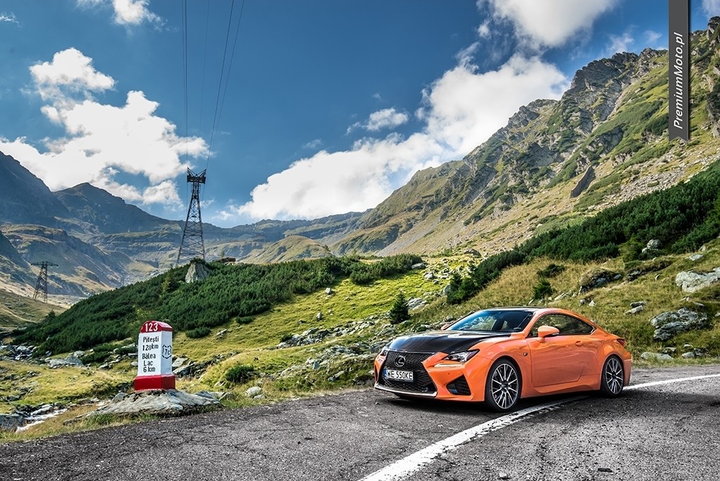 Lexus RC-F carbon transfogaraska