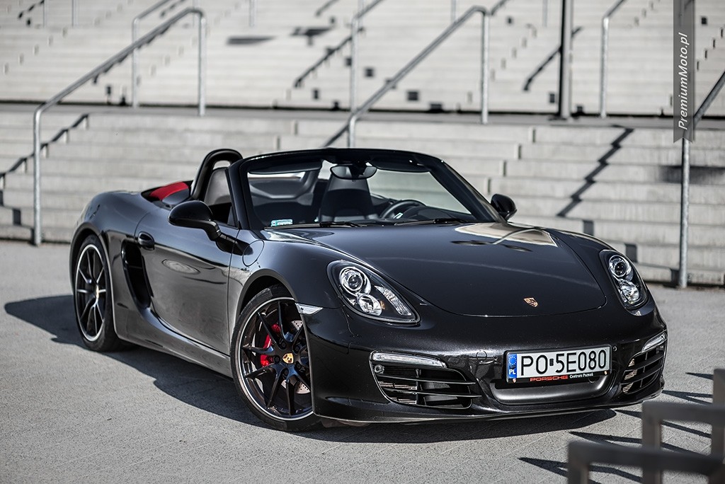 porsche-boxster-s-981-black-red