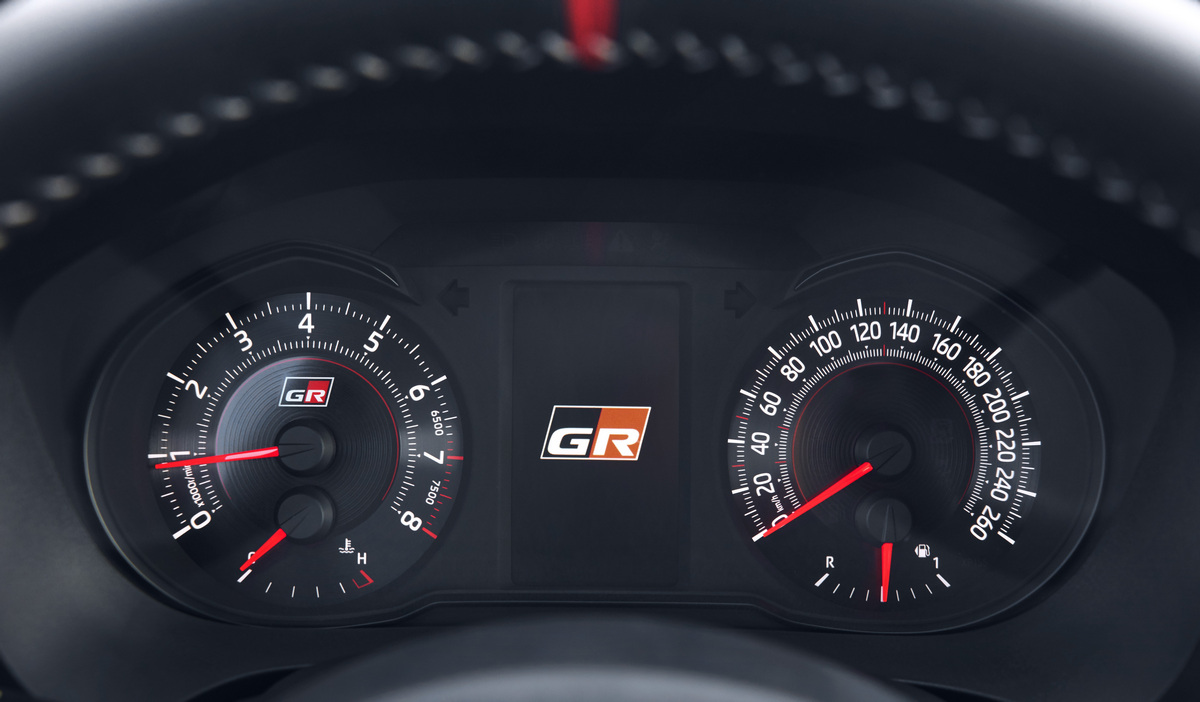 Toyota Yaris GRMN test, opinia, wrażenia z jazdy O co