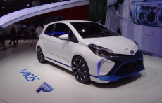 Toyota Yaris Hybrid Concept