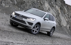 Nowy Volkswagen Touareg Perfectline R-Style
