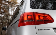 Volkswagen Sharan 2,0 TDI Highline swiatlo tyl