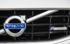 Volvo S60 D5 r-design biale