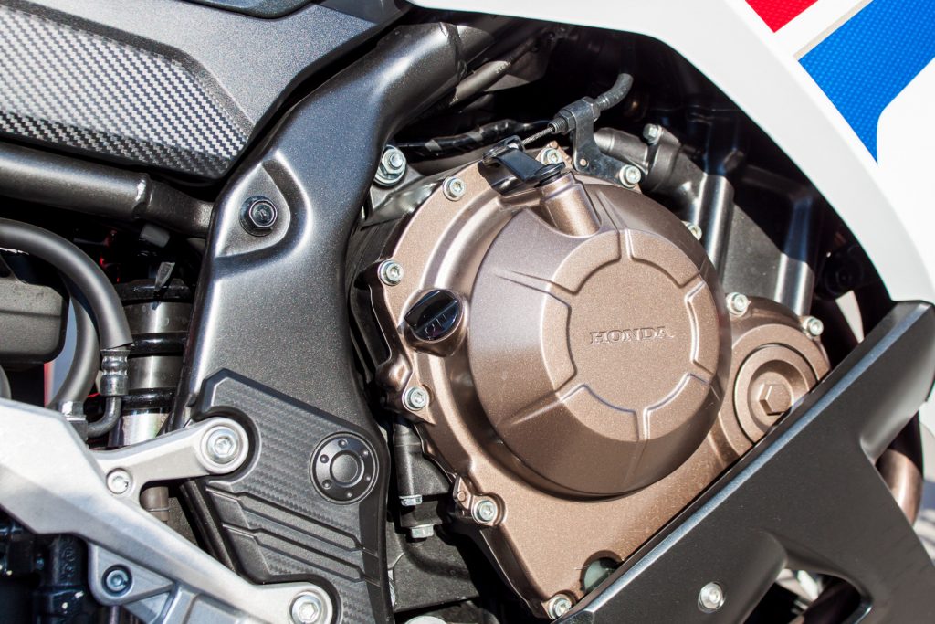 Honda CBR500R test i opinia. Czy to dobry motocykl na