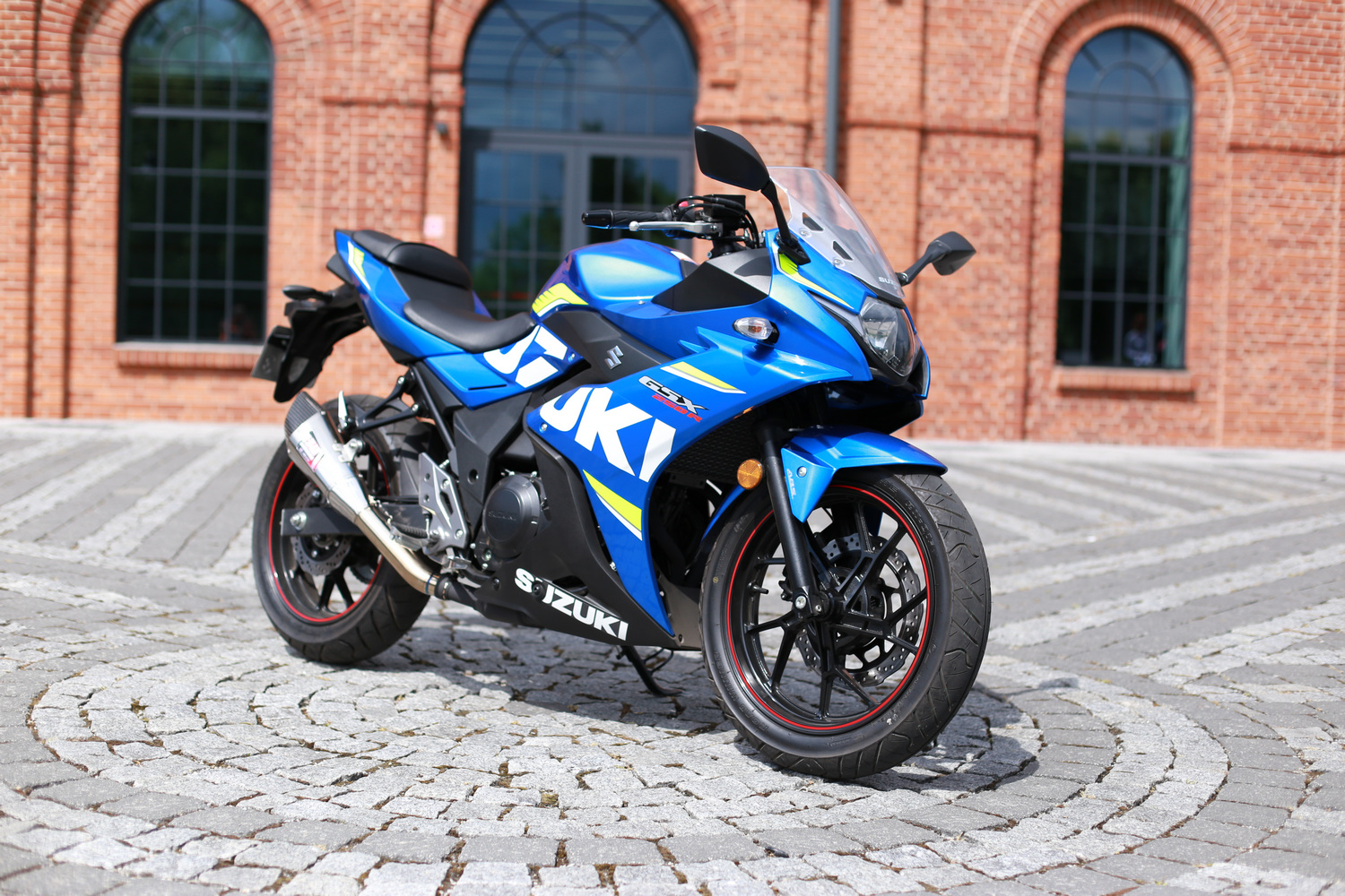 Motocykle Suzuki 2018 test nowości Suzuki na sezon 2018