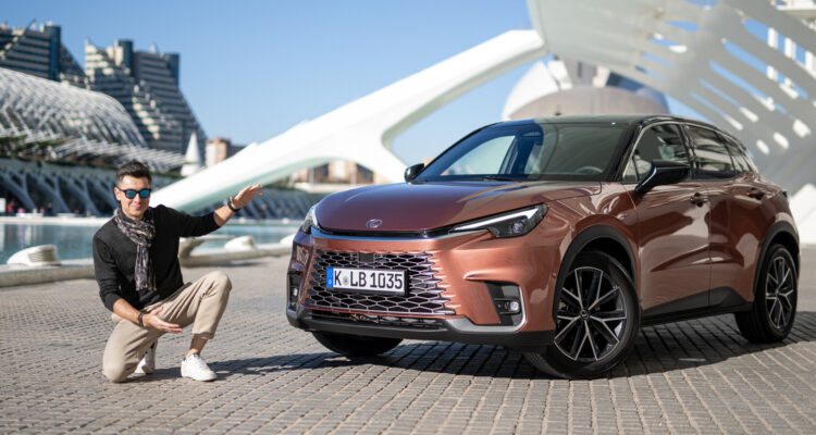 Lexus LBX test opinia 2024