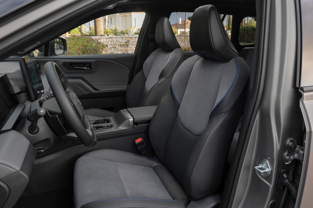 Nowa Toyota RAV4 2026 test opinia wyciszenie_247