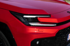 Nowa Toyota RAV4 2026 test opinia wyciszenie_26