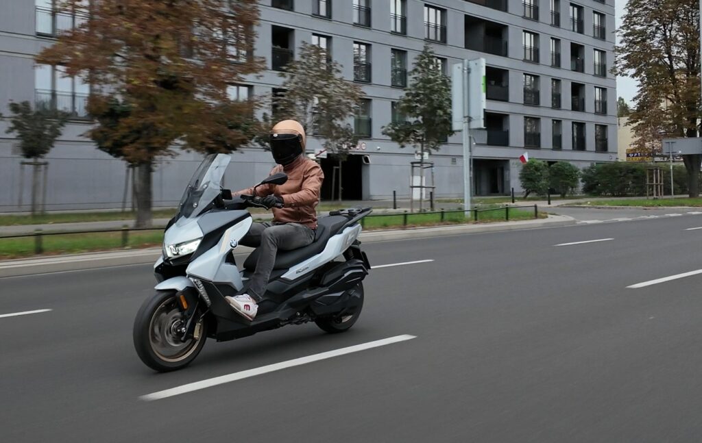 bmw c400gt do miasta